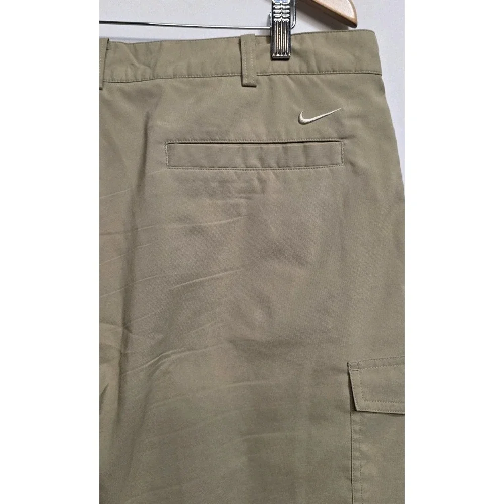 Nike Golf Cargo Shorts Sz 38 Tan Pocket Mens Athletic Flat Front Dri Fit Outdoor